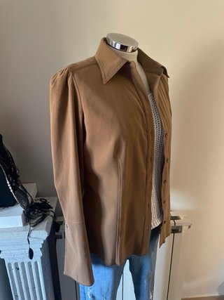 Camisa beige camel