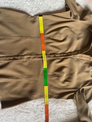 Camisa beige camel