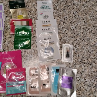 Euphidra: 27 campioncini + fondotinta 30ml