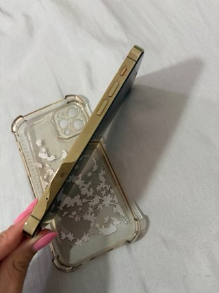 iPhone 12 Pro Dorado + Funda y Cable