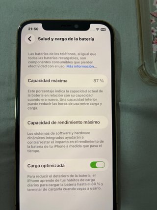 iPhone 12 Pro Dorado + Funda y Cable