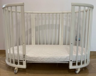 Cuna Stokke Sleepi Ovalada Blanca