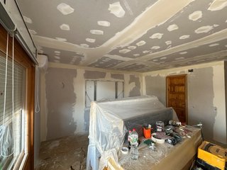 REFORMAS INTEGRALES • COCINAS • PARQUET • PUERTA