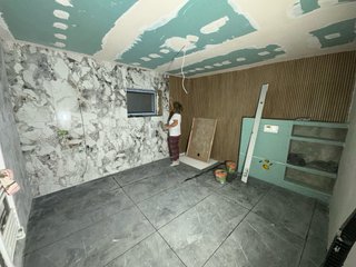 REFORMAS INTEGRALES • COCINAS • PARQUET • PUERTA