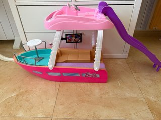 Barco Barbie