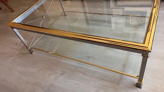 Mesa de centro cristal y metal dorado