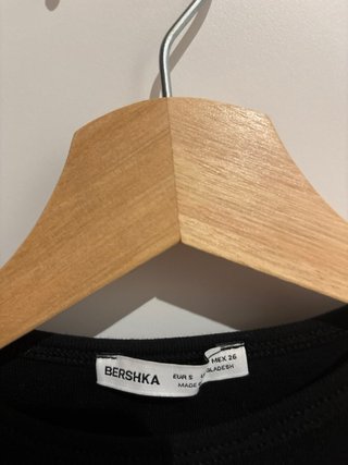 Camiseta Bershka Negra Talla S