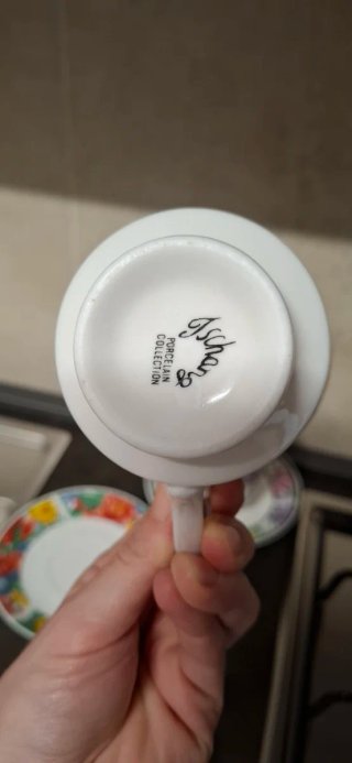 2 Tazze da tè con piattini floreali
