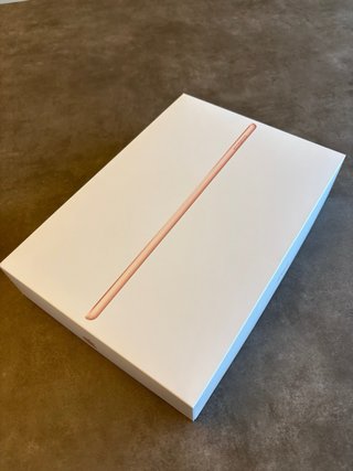 iPad 8ª Generación Oro 32GB con Smart Cover