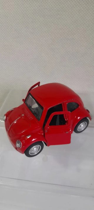 Maggiolino Volkswagen Rosso - Auto Modello