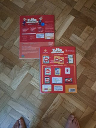 Dos libros de ingles cambridge 1 primaria