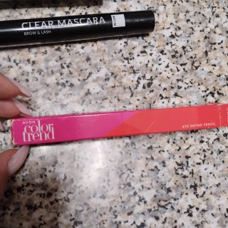 Set Trucco Avon: Liner, Spray, Mascara, Matita