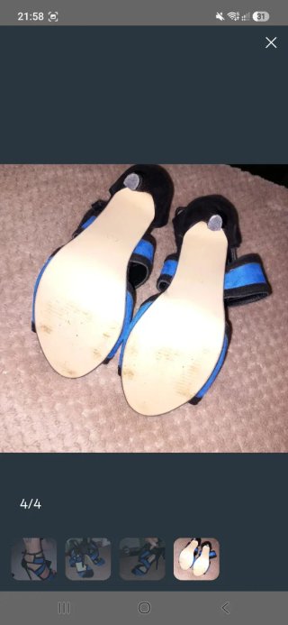 Sandalias tacón azul y negro