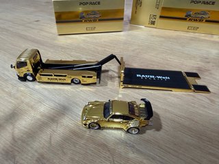 Porsche RWB Pop Race Dorado