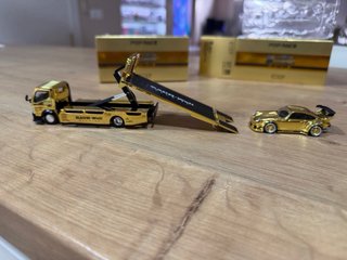Porsche RWB Pop Race Dorado