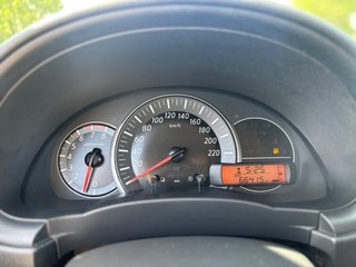 Nissan Micra 1.2 acenta 66000kms pegatina c