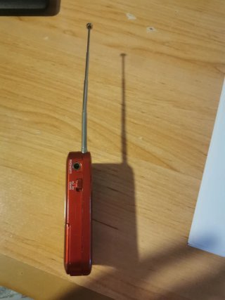 Radio Sanyo RP 63 Roja