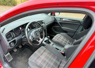 Volkswagen Golf 7 GTI