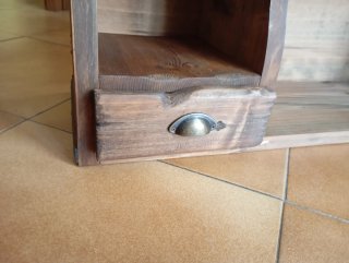 Mueble organizador rústico de madera