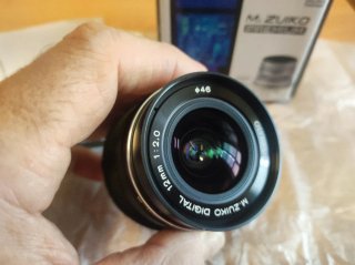 Olympus M. Zuiko 12mm f/2.0