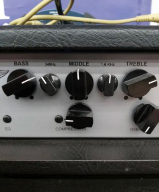 Ashdown MAG 300H EVO III Amplificador Bajo