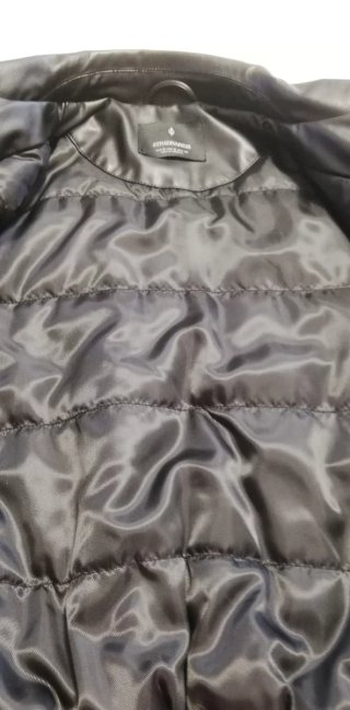 Cazadora efecto piel Stradivarius negra