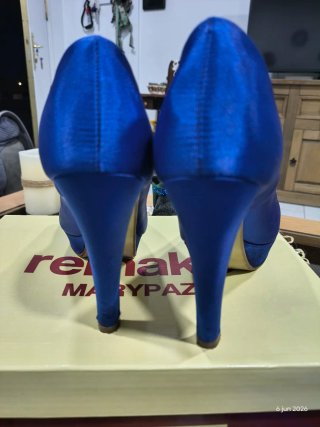 Zapatos de salón y Bolso de fiesta azul