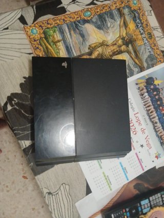 PS4 (PlayStation 4) Negra Usada