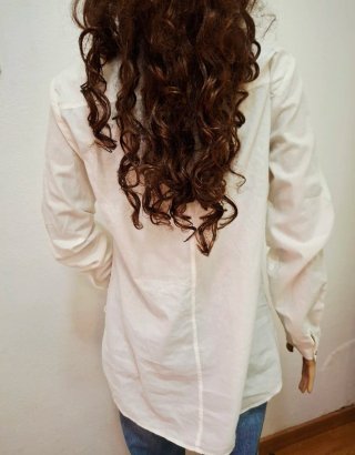 Camisa blanca de manga larga