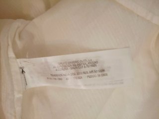 Camisa blanca de manga larga