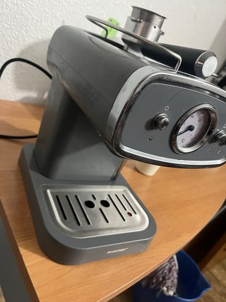 Cafetera SilverCrest gris