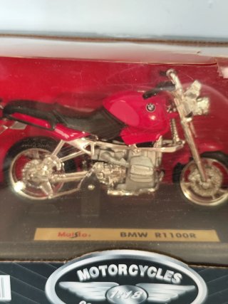Set Maisto 1:18 BMW R1100R & R1100RS
