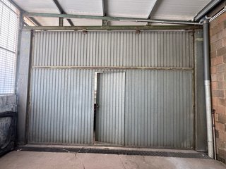 Puerta galvanizada 4.60m x 3.30m