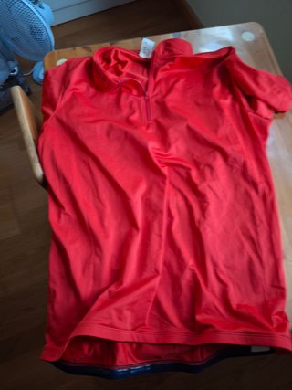 2 Pantaloni Btwin e maglia MTB