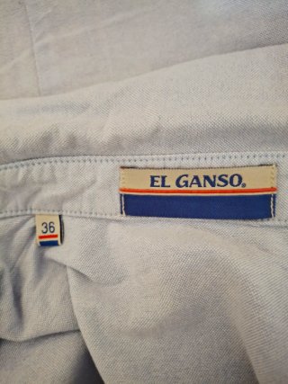 Camisa azul de manga larga
