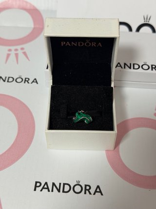 Charm Pandora Pascal camaleon disney