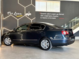 Volkswagen Passat ¡automatico 140cv!