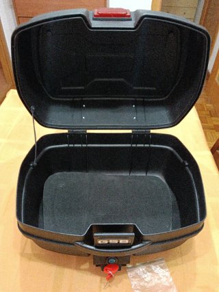 Cofre GSB para Moto Negro y Gris