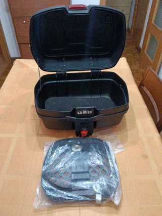 Cofre GSB para Moto Negro y Gris