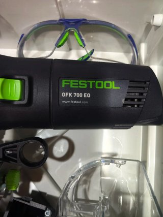 Fresadora Festool OFK 700 EQ Plus+accesorios extra