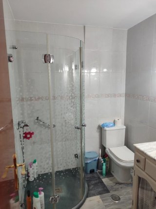 Se alquilan habitaciones piso de estudiantes.