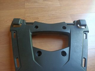 Soporte Top Case + Tornillería BMW