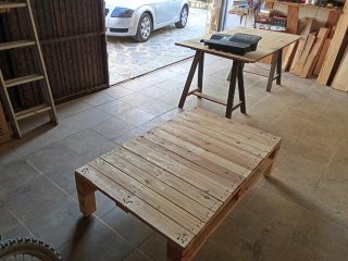 Mesa de palets de madera