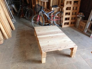Mesa de palets de madera