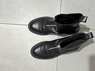 Botines negros cremallera mujer T38
