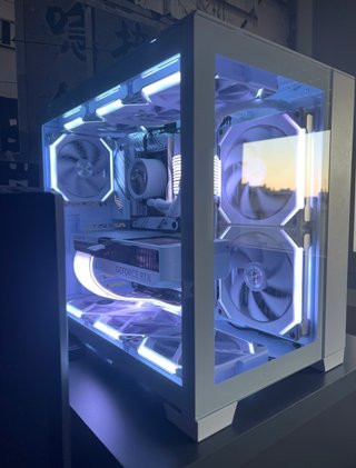 PC Gaming i7 13700KF 4070 RTX 32GB RAM 1TB SSD