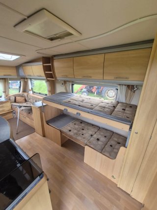 Caravana Sterling Eccles moderna