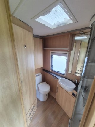 Caravana Sterling Eccles moderna