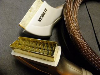 CABLE EUROCONECTOR SCART HI-END 1'35 MTS - NUEVO
