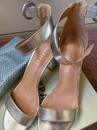 Sandalias plateadas Marypaz Talla 39